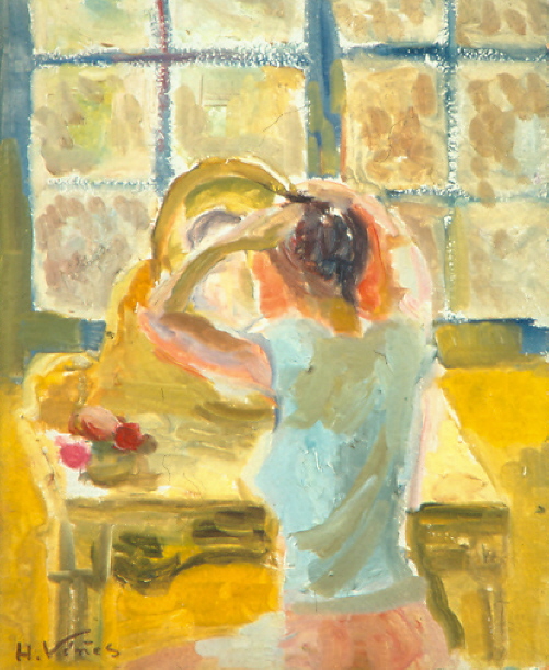 262 femme se coiffant